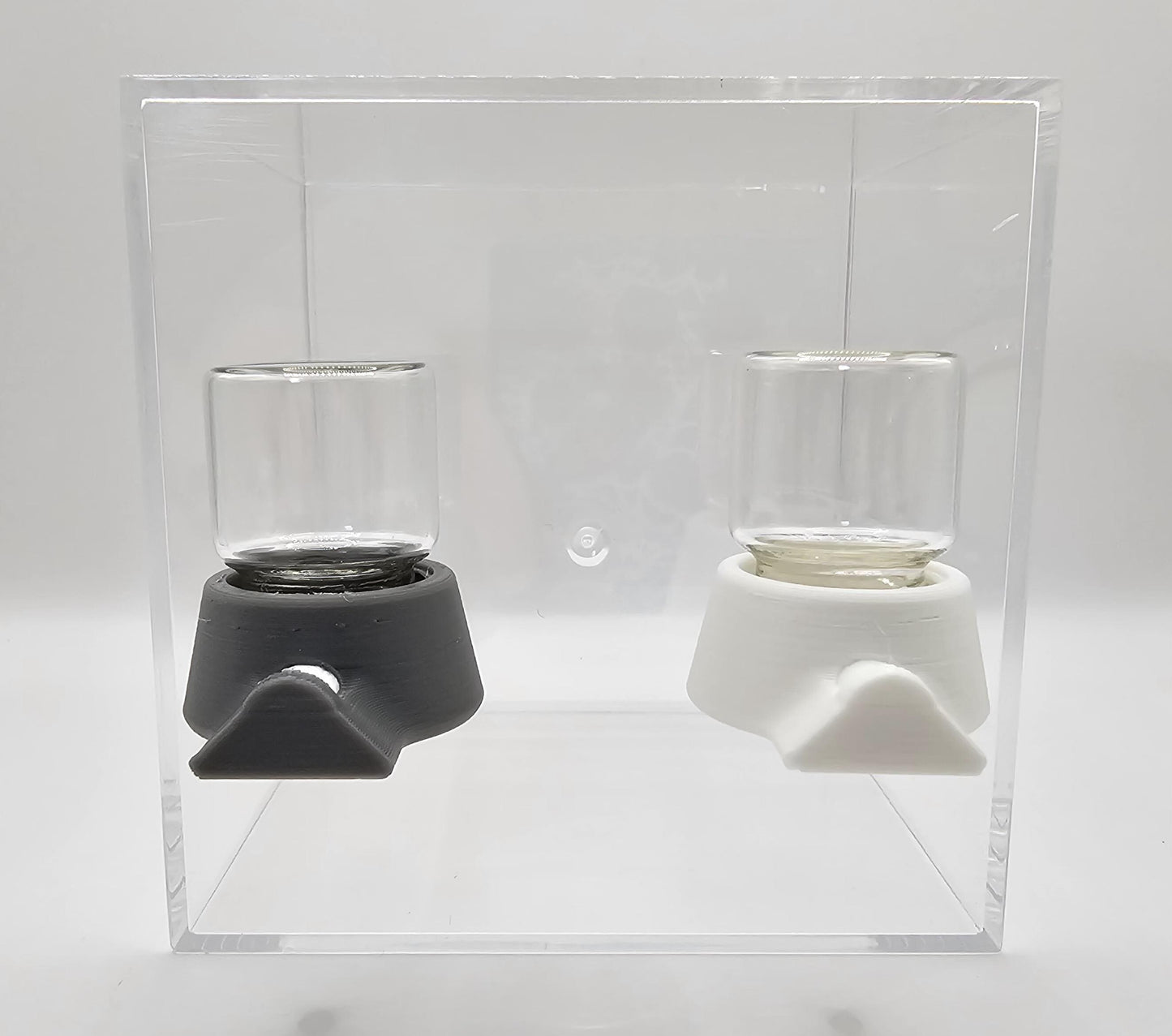 Magnetic Spider Safe Water Dishes/Humidifiers