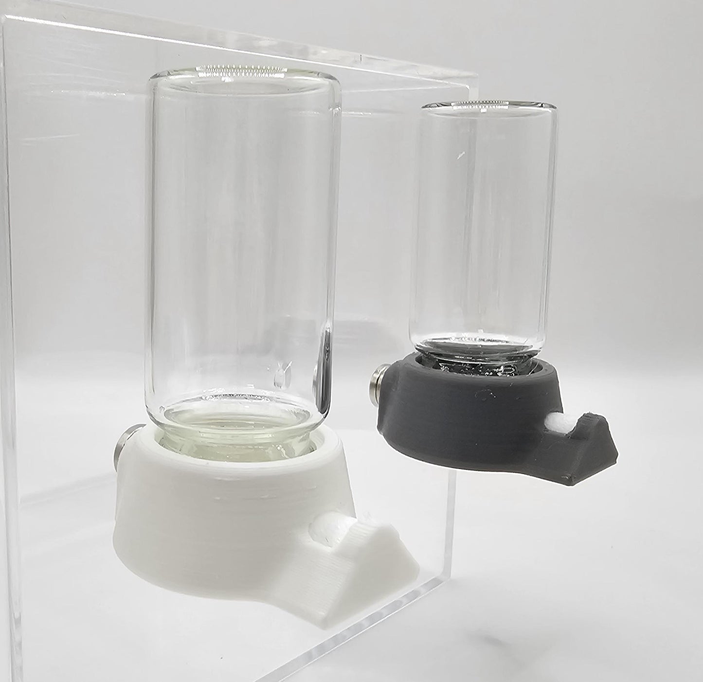 Magnetic Spider Safe Water Dishes/Humidifiers