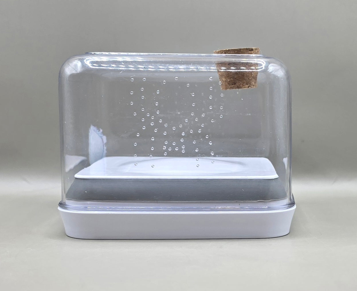 Short Bottom Opening Enclosure (With Feeding Hole)