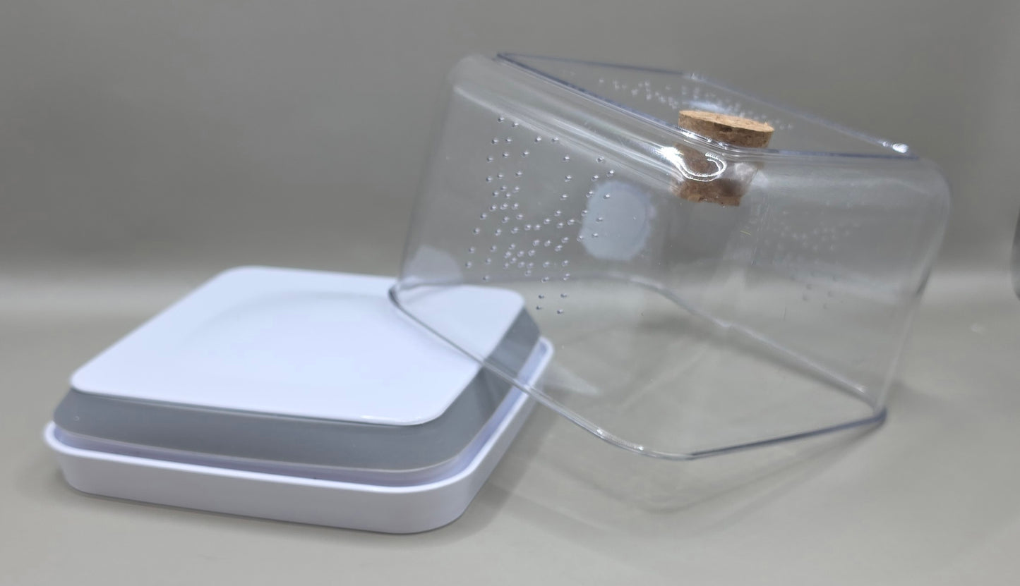 Short Bottom Opening Enclosure (With Feeding Hole)