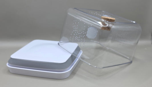 Short Bottom Opening Enclosure (With Feeding Hole)