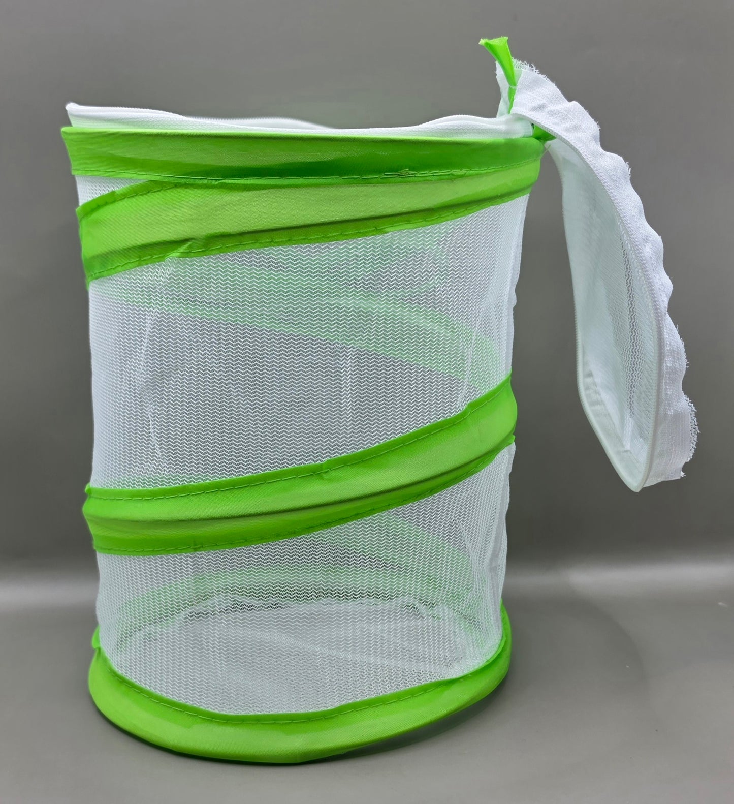 Pop-Up Fly Hatchery