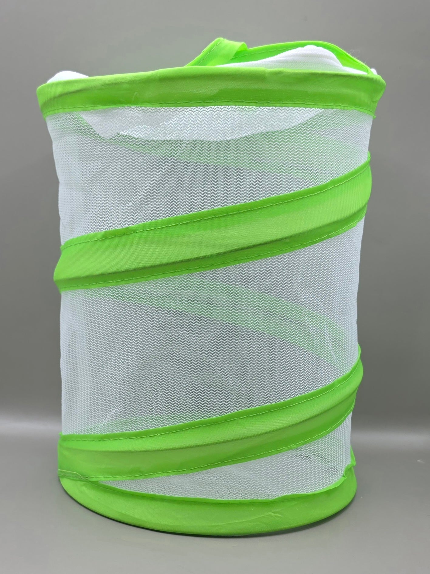 Pop-Up Fly Hatchery