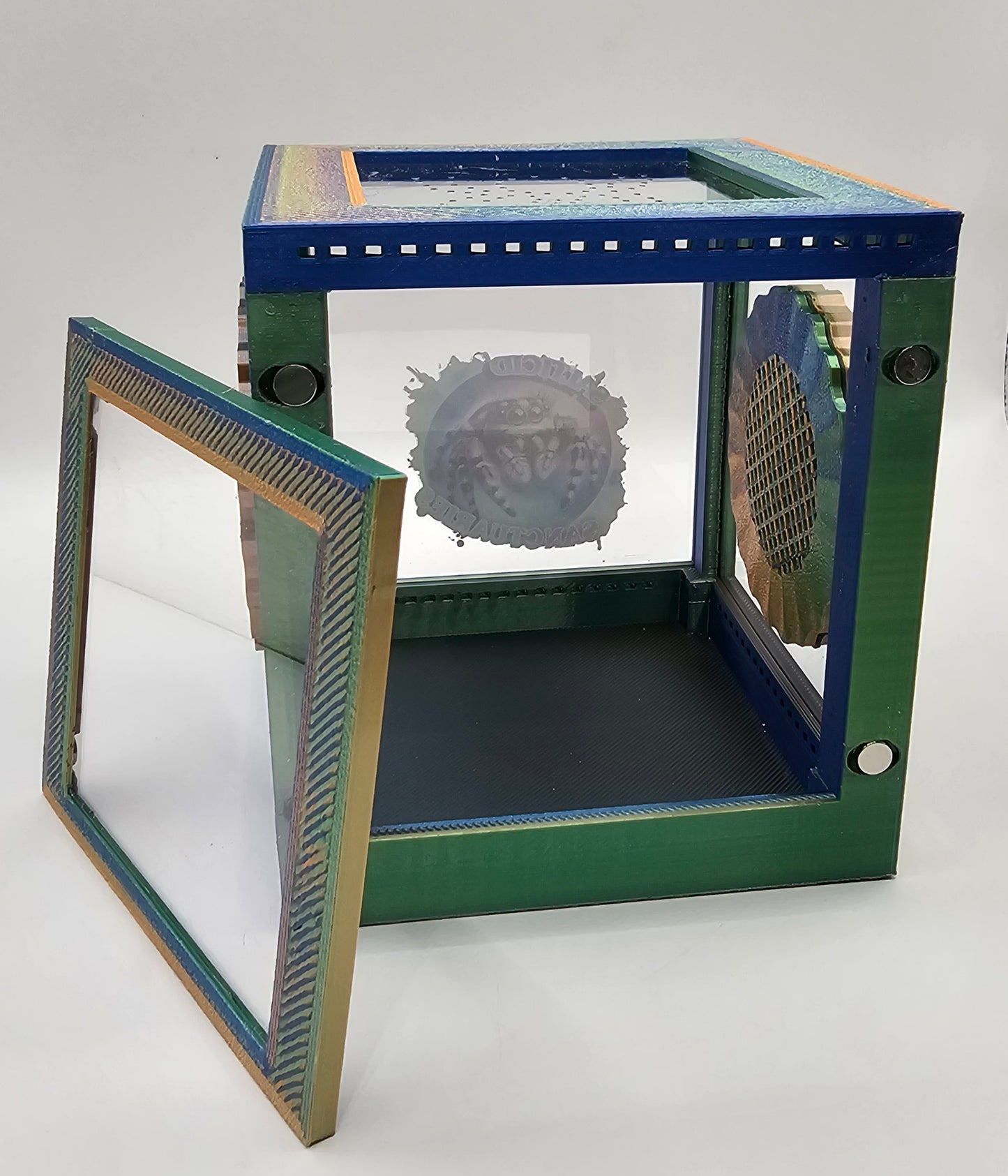 3d Printed Acrylic Jumping Spider Enclosure (Earth) 4"x4"x4"